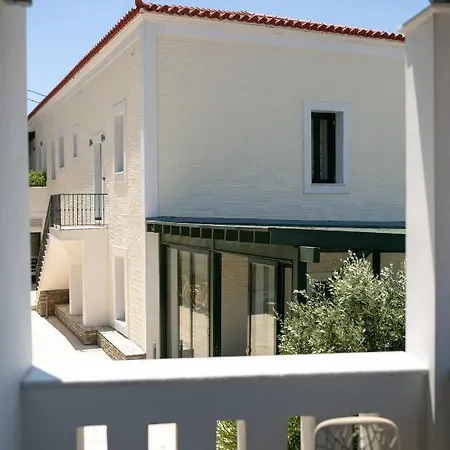 Krinos Andros Szálloda Bací