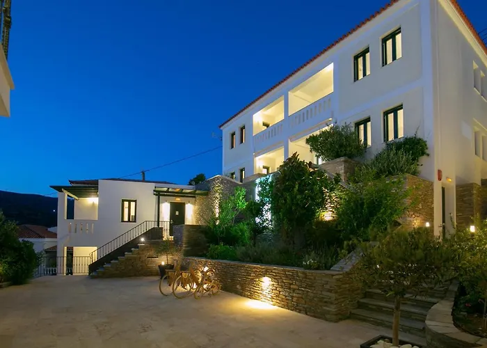 Krinos Andros Μπατσί