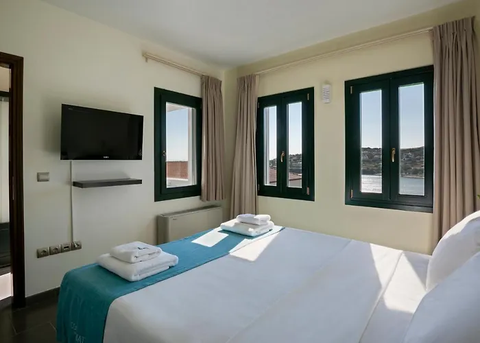 Krinos Andros Ξενοδοχείο