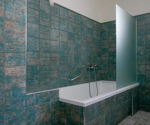 Ξενοδοχείο Krinos Andros