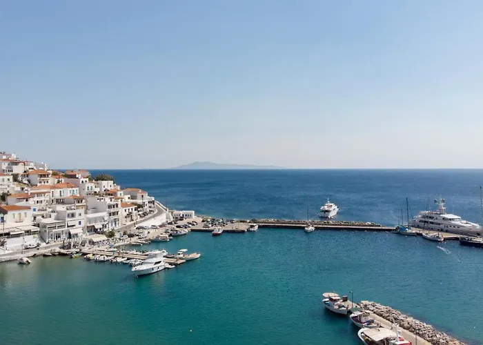 Krinos Andros Μπατσί