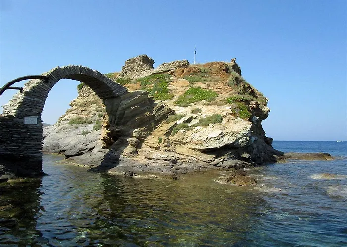 Krinos Andros Ξενοδοχείο