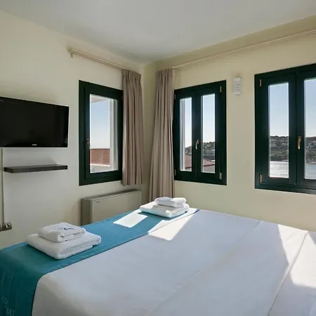 Krinos Andros Hotel