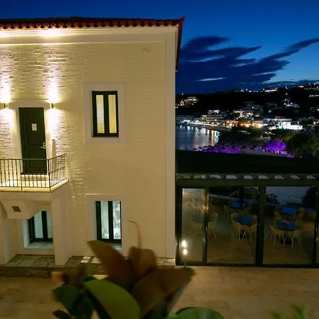 Krinos Andros Hotel Batsi