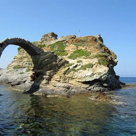 Krinos Andros Hotell